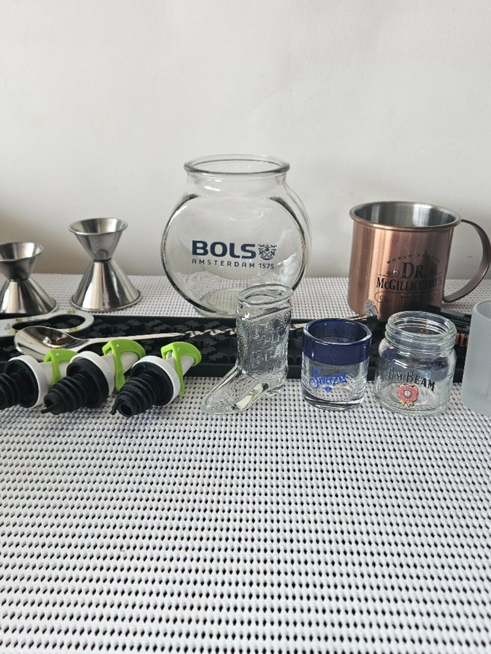 Bartender's Survival Kit  (G8)